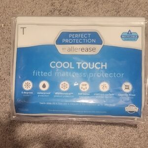 AllerEase Cool Touch Fitted Mattress Protector